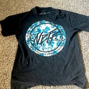 Neff boys shirt size S
